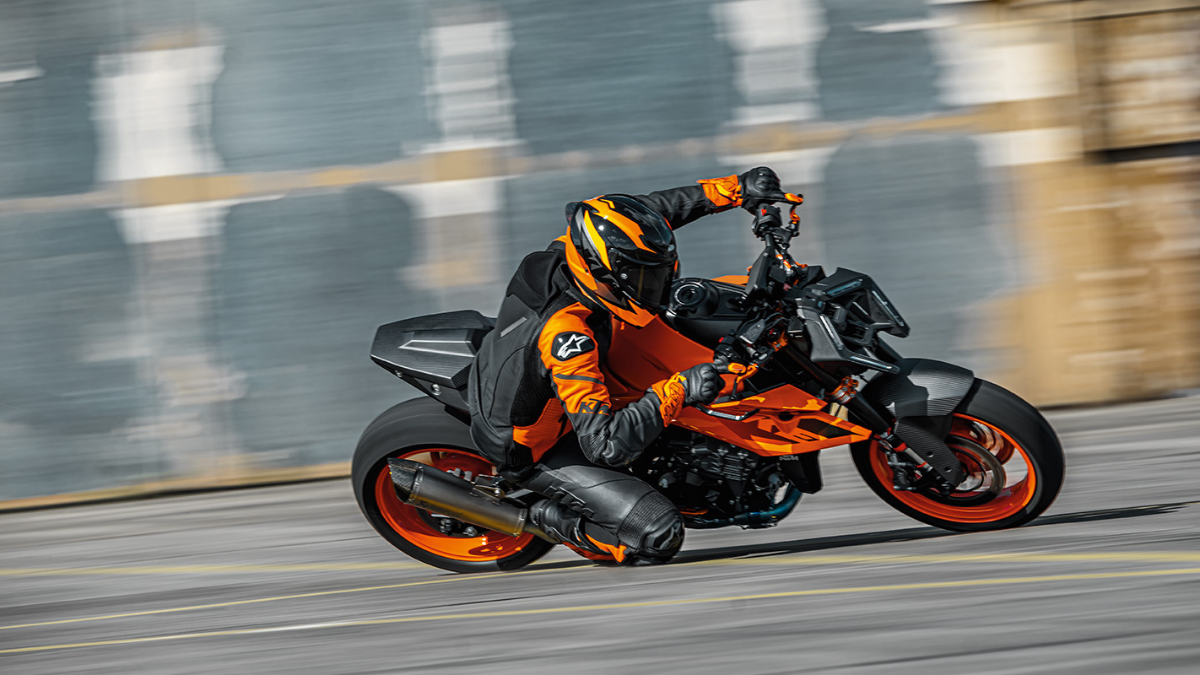 2024 KTM 990